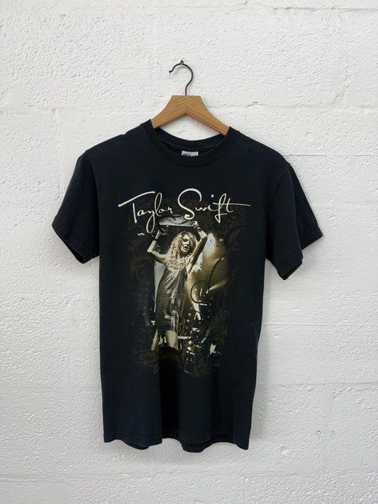 Y2K Taylor Swift Tee S