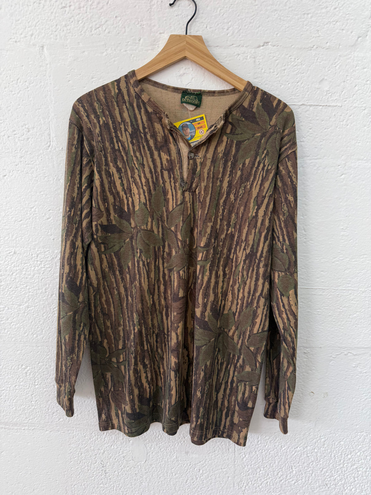 Vintage Realtree Henley L